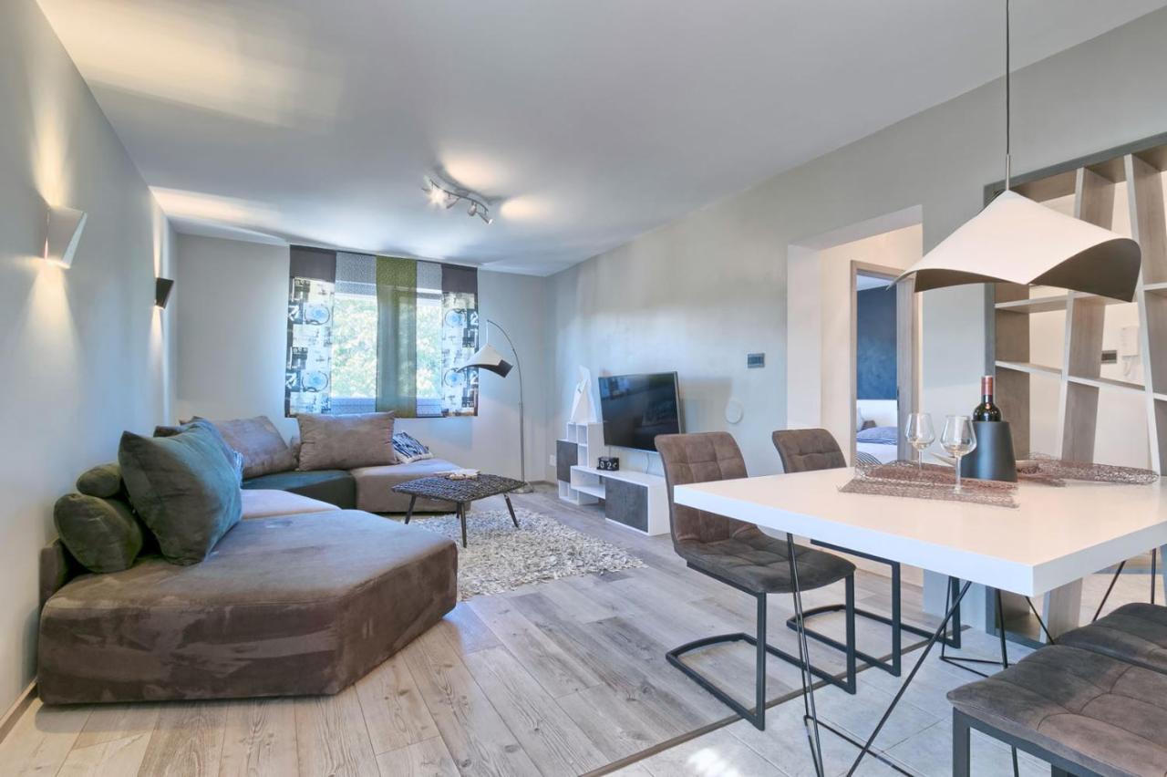 Modern Oasis Apartment Pula Extérieur photo