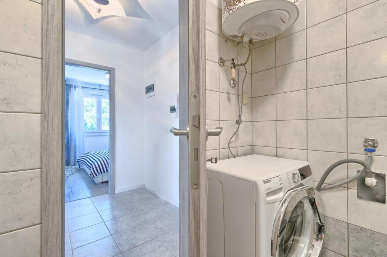 Modern Oasis Apartment Pula Extérieur photo