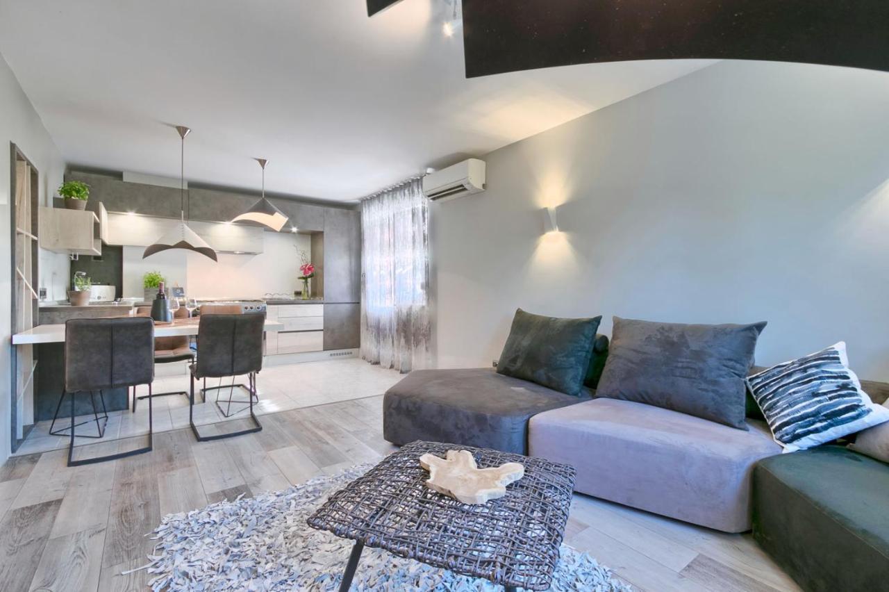 Modern Oasis Apartment Pula Extérieur photo