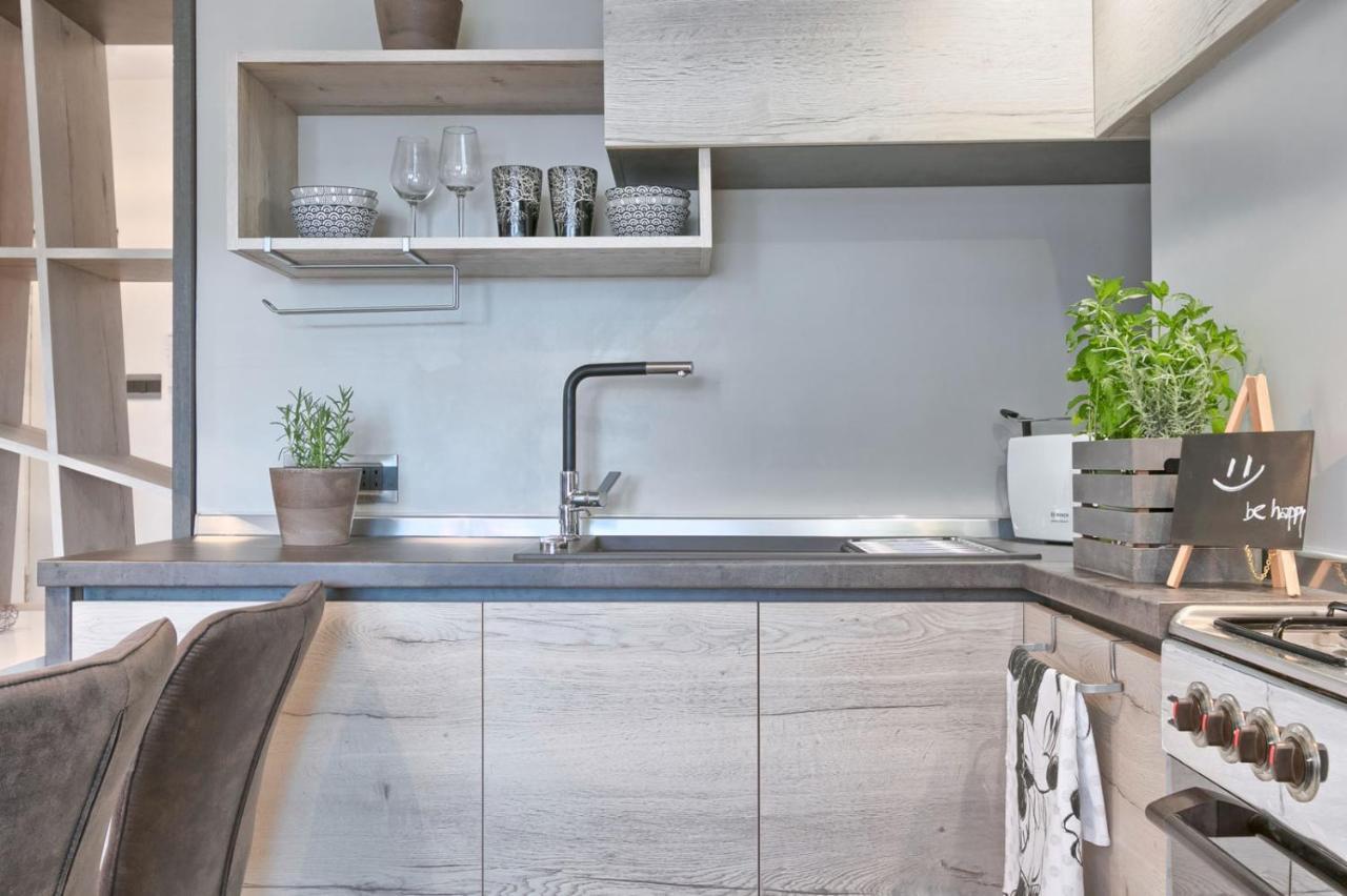 Modern Oasis Apartment Pula Extérieur photo